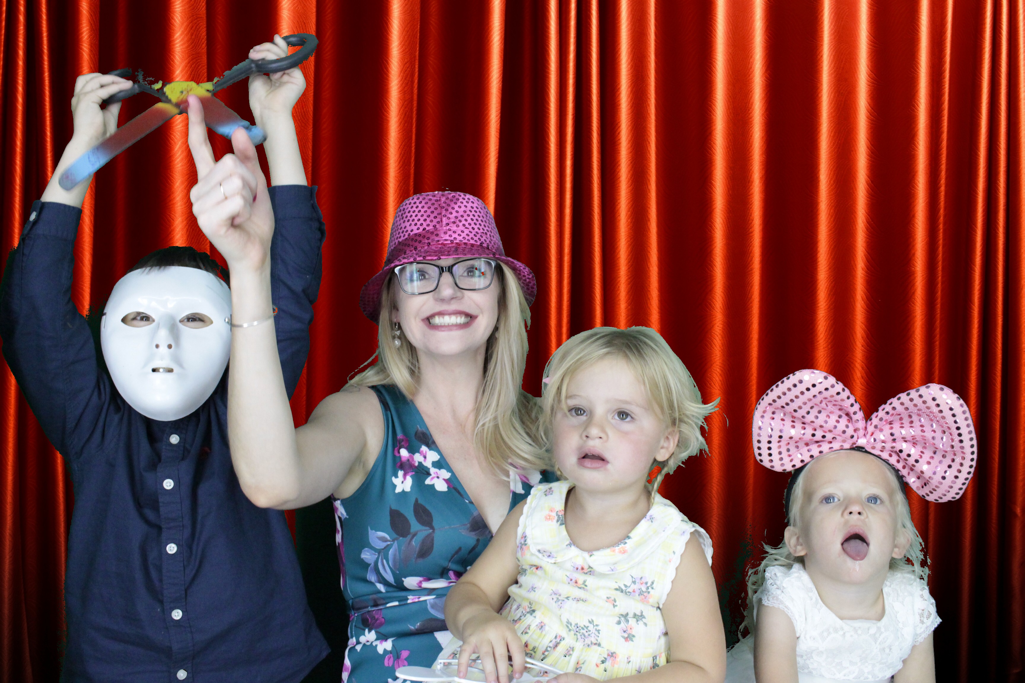 Katie and Jons Wedding | View more photos from the event at gallery.myphotoboothexperience.co.uk/u/MyPhotoBoothExperienceLtd/Katie-and-Jons-Wedding